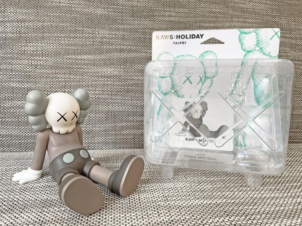 カウズ × オールライツリザーブド KAWS × AllRightsReserved カウズ