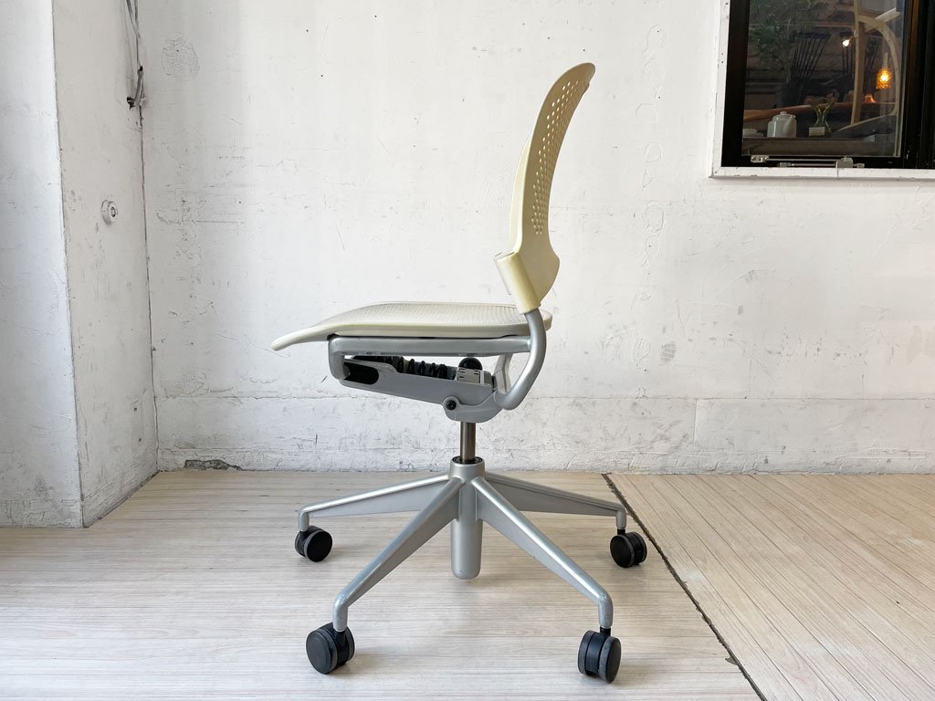 ϡޥߥ顼 Herman Miller ѡ ޥѡѥ  Caper Multipurpose Chair ǥ ե 㥹  աС  