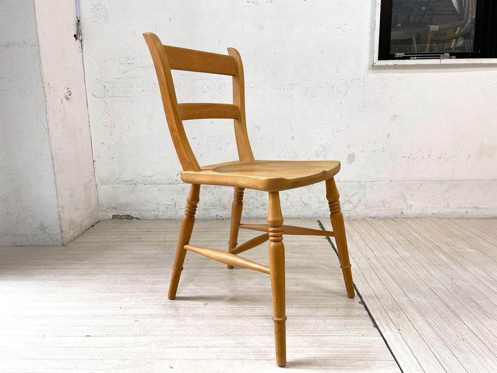 送料込】ペニーワイズ ストレートバックチェア ダイニングチェア