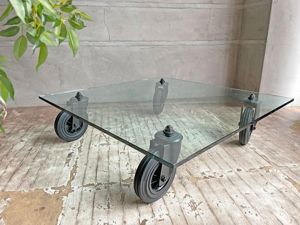 Cassinaixc★FontanaArteフォンタナアルテ★AVボード★ Cassinaixc☆FontanaArteフォンタナアルテ☆AVボード☆ - メルカリ