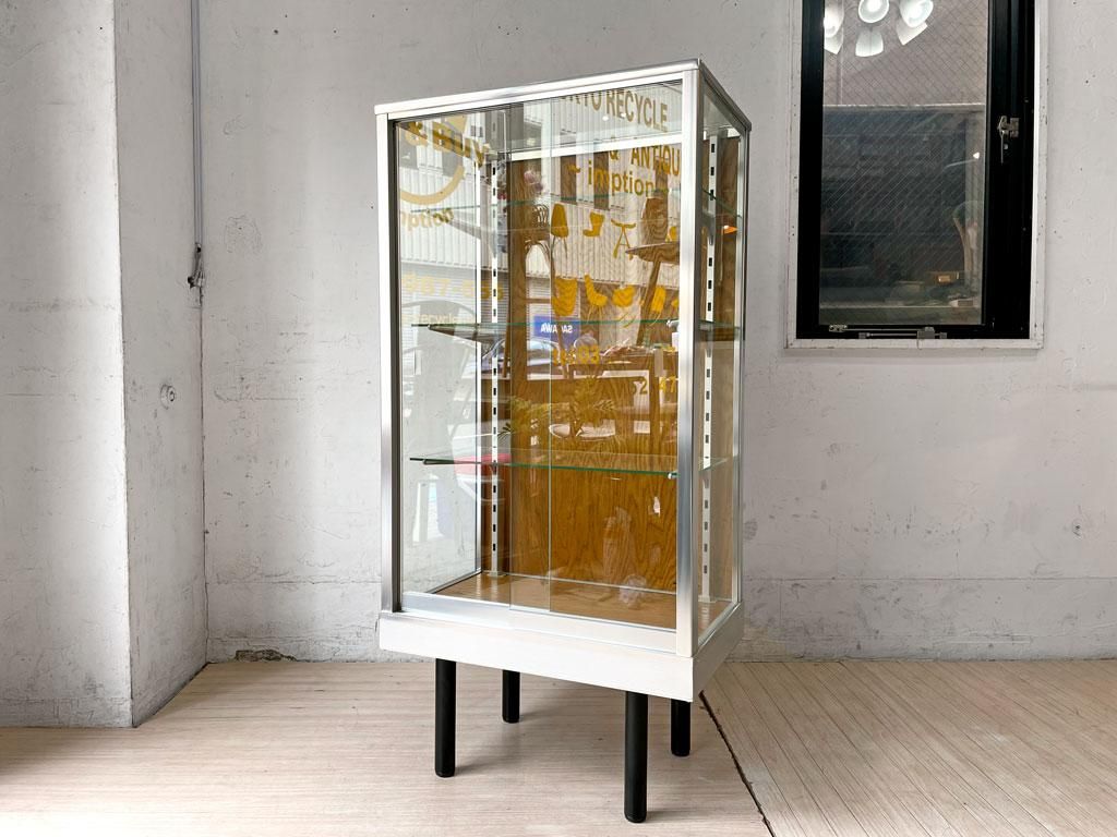 パシフィックファニチャーサービス　ガラスケース　AL-60 (奥行 300mm) ALUMINIUM GLASS CASE AL-60 (奥行浅 300mm) | Original