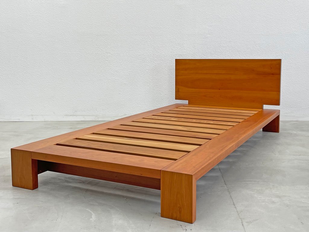 家具蔵 KAGURA モデルノ MODERNO チェリー無垢材 シングル ベッド
