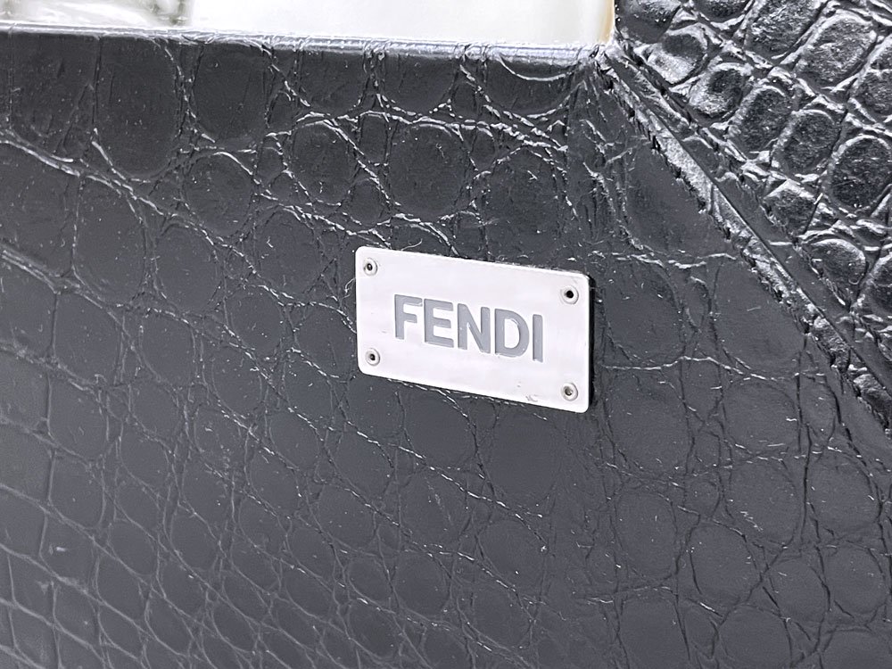 フェンディカーサ FENDI CASA クロコ型押し 牛革　ローテーブル
