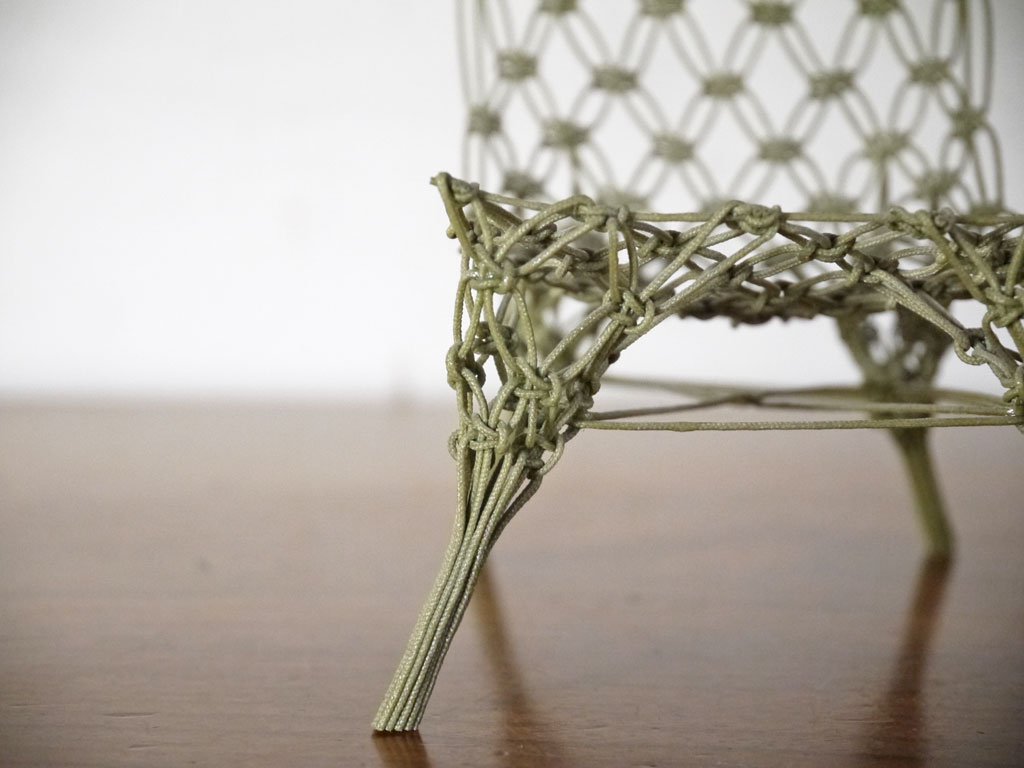 ȥǥߥ塼 Vitra Design Museum ߥ˥奢쥯 Υåƥåɥ Knotted Chair 