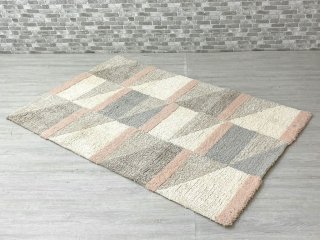 ウニコ unico BELYSNING ウールラグ カーペット 絨毯 160×110cm ピンク ベージュ系 北欧スタイル  ● 