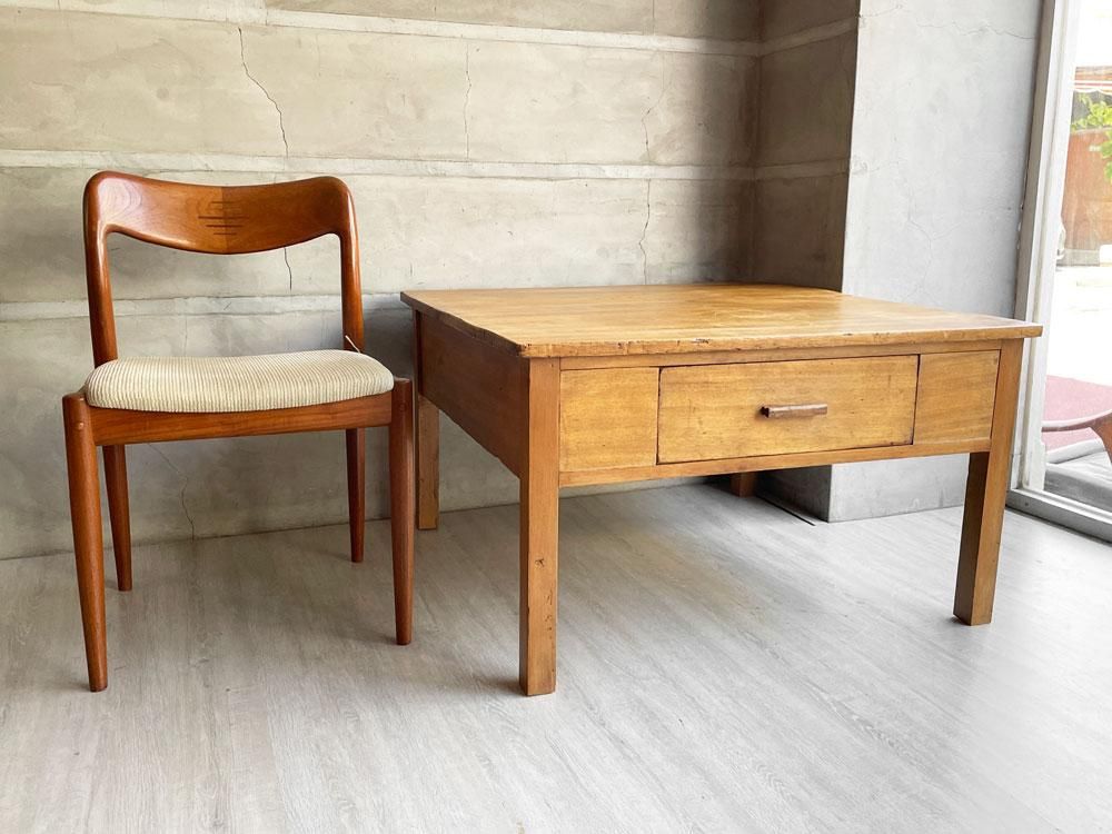 北欧ビンテージ Scandinavian Vintage 無垢材 スクエア センター