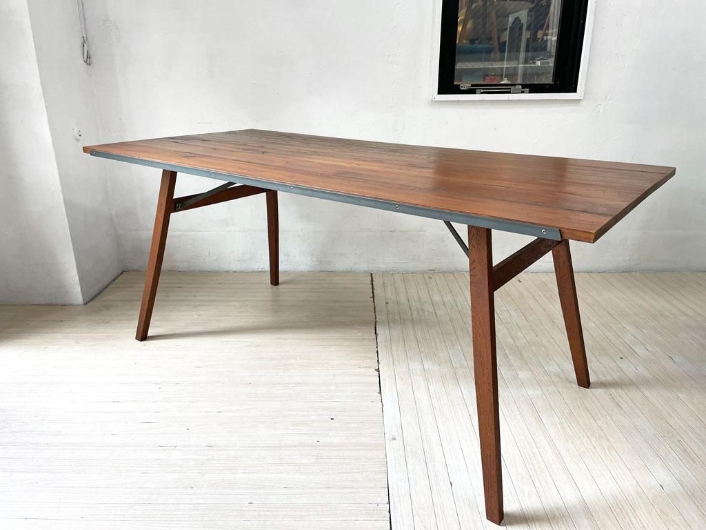 トラックファニチャー TRUCK FURNITURE スットテーブル SUTTO TABLE