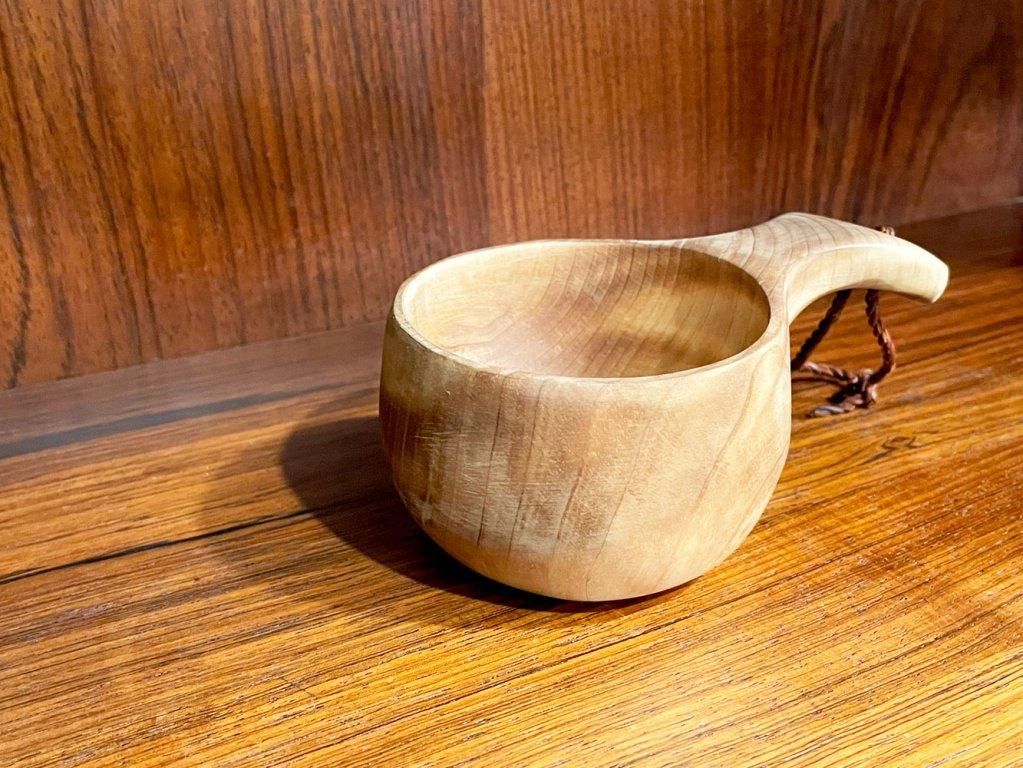 コイヴマー KOIVUMAA ククサ KUKSA マグカップ レザーストラップ付き