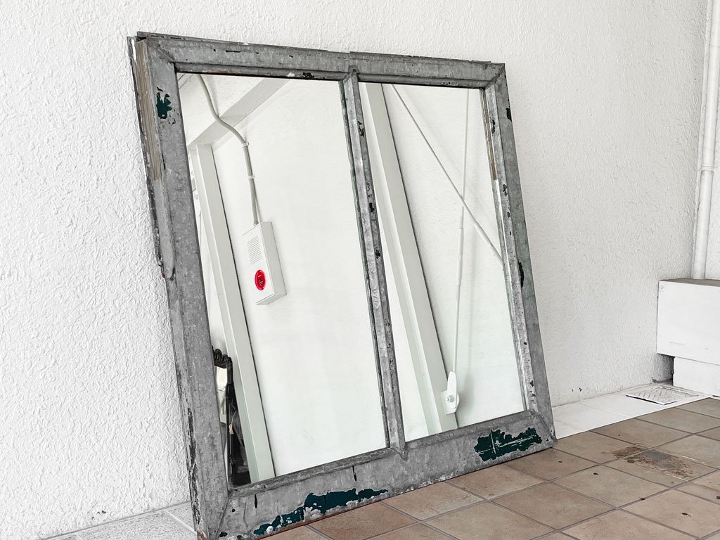フランスビンテージ France Vintage ブリキ 窓枠型 壁掛けミラー 鏡 ブロカント シャビーシック 大型 W106.5×H105cm ◇ 