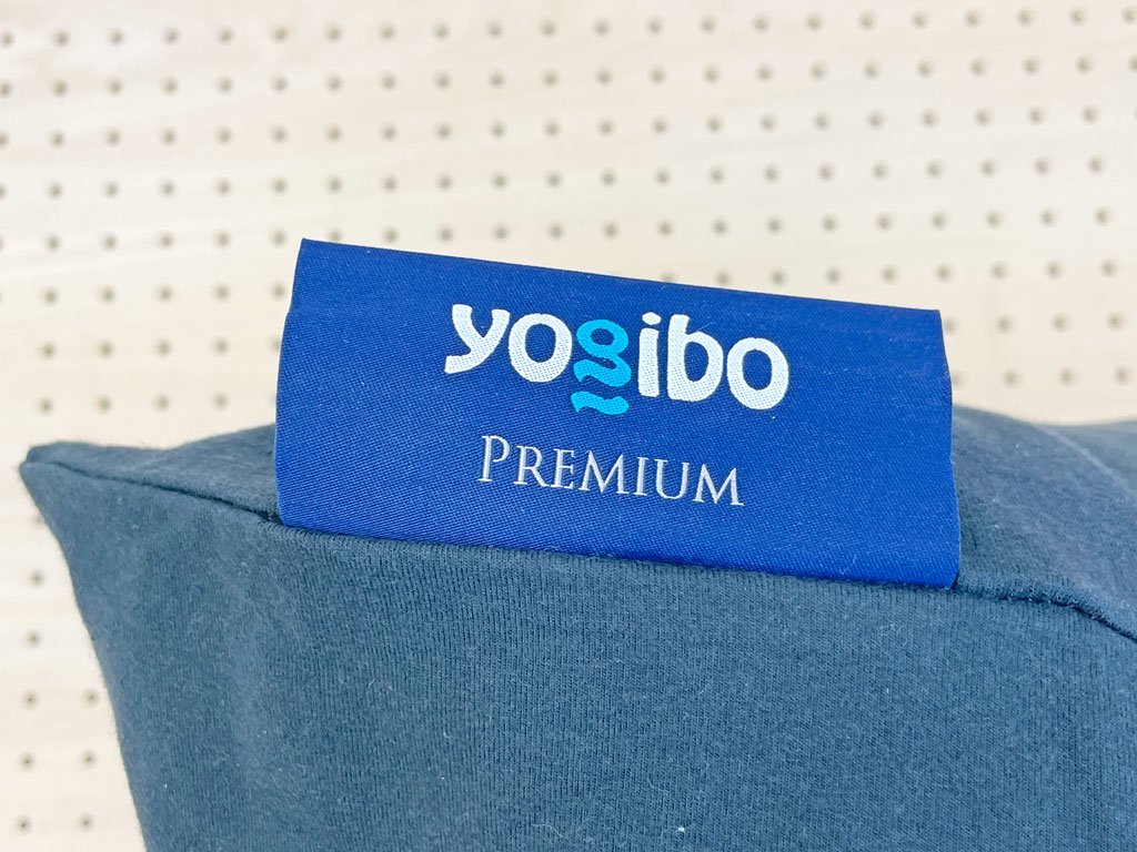 ヨギボー yogibo ピラミッド プレミアム Pyramid Premium ビーズクッション ネイビ−ブルー カバーは新品未使用品 定価￥25300 〓
