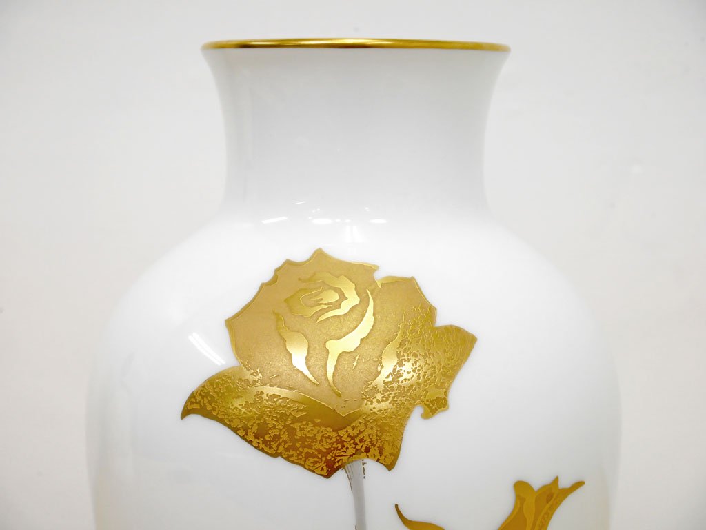 大倉陶園 OKURA 花器 花瓶 フラワーベース 高さ28cm 金蝕バラ 箱付 B ●