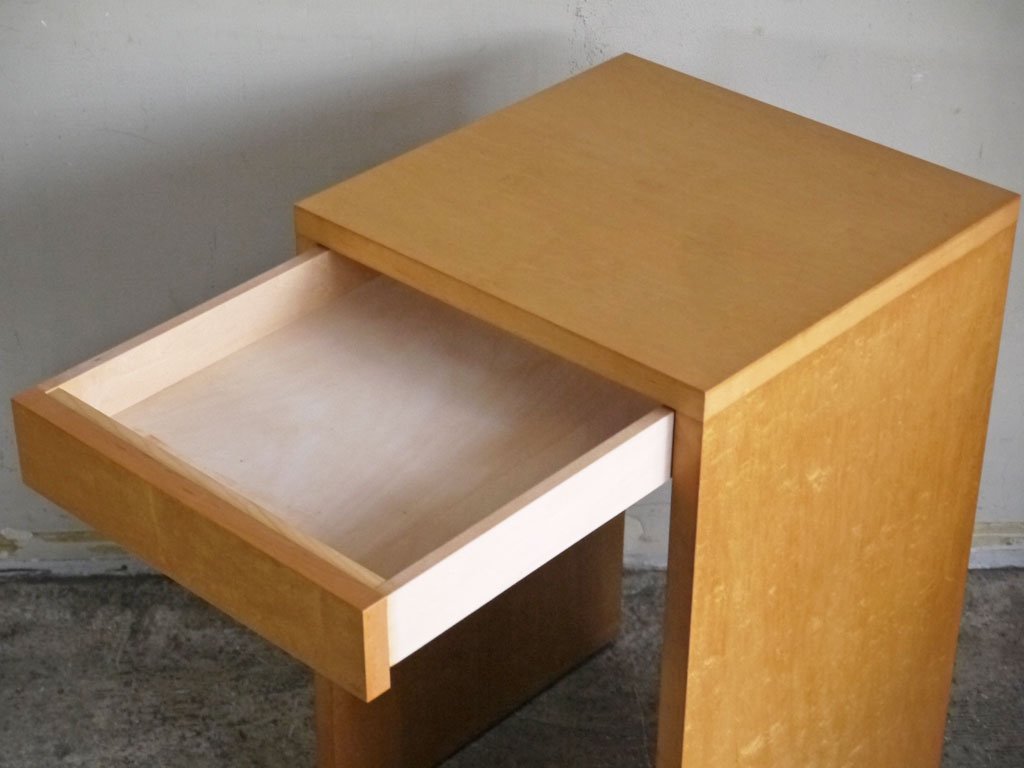 イデー IDEE メープル材 ナイトテーブル 1ドロワー サイドテーブル ナチュラルモダンデザイン ■
