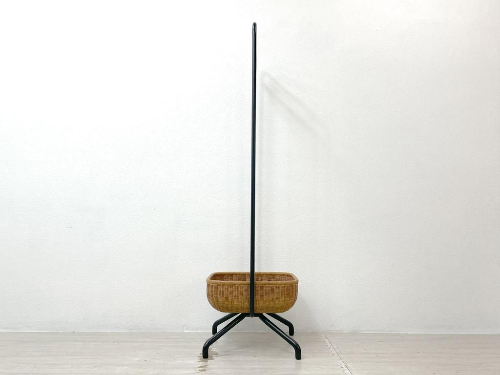 ○ イデー IDEE ワラビー ハンガースタンド WALLABY HANGER STAND