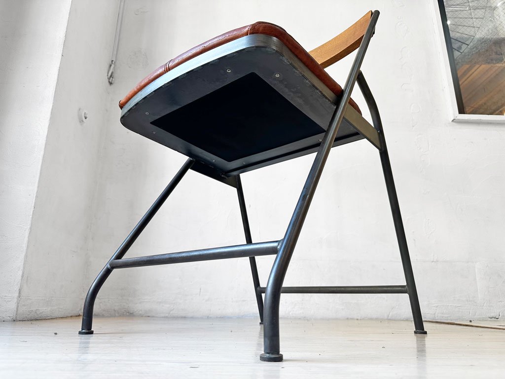 トラックファニチャー TRUCK FURNITURE スットチェア SUTTO CHAIR