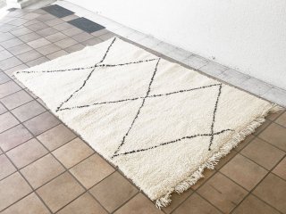ベニワレン Beni Ouarain ラグ 絨毯 ホワイト ダイヤ型 手織り ハンドメイド モロッコ 180×115cm ◇