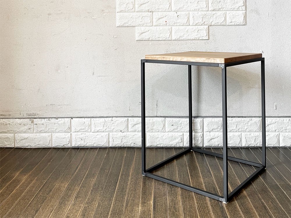 イデー IDEE フレイム FRAME SIDE TABLE サイドテーブル ホワイト