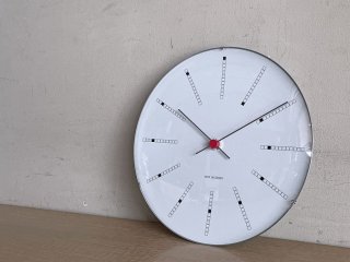 ͥ䥳֥ ARNE JACOBSEN Х󥫡å Wall Clock Bankers 290mm ݤ  å  ROSENDAHL  