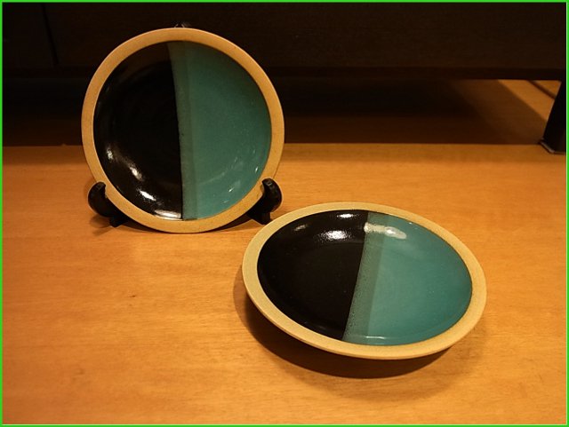 因州・中井窯(インシュウナカイガマ) 2枚組　皿