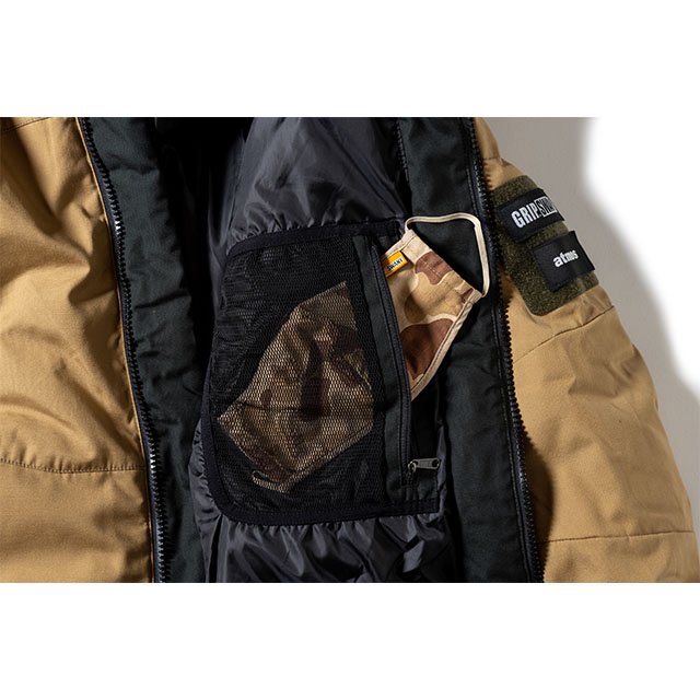 [MAT21-A004] atmos x GRIPSWANY FIREPROOF DOWN JACKET / MULTI