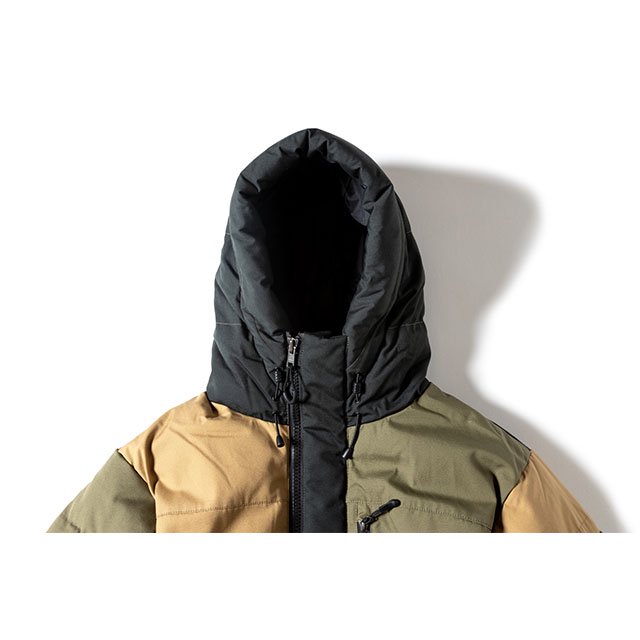 MAT21-A004] atmos x GRIPSWANY FIREPROOF DOWN JACKET / MULTI