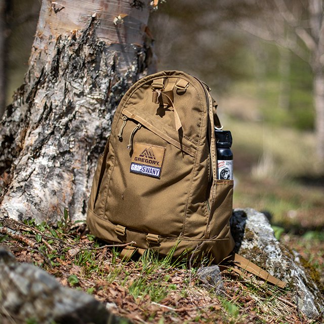 GRIP SWANY x GREGORY] DAYPACK / COYOTE