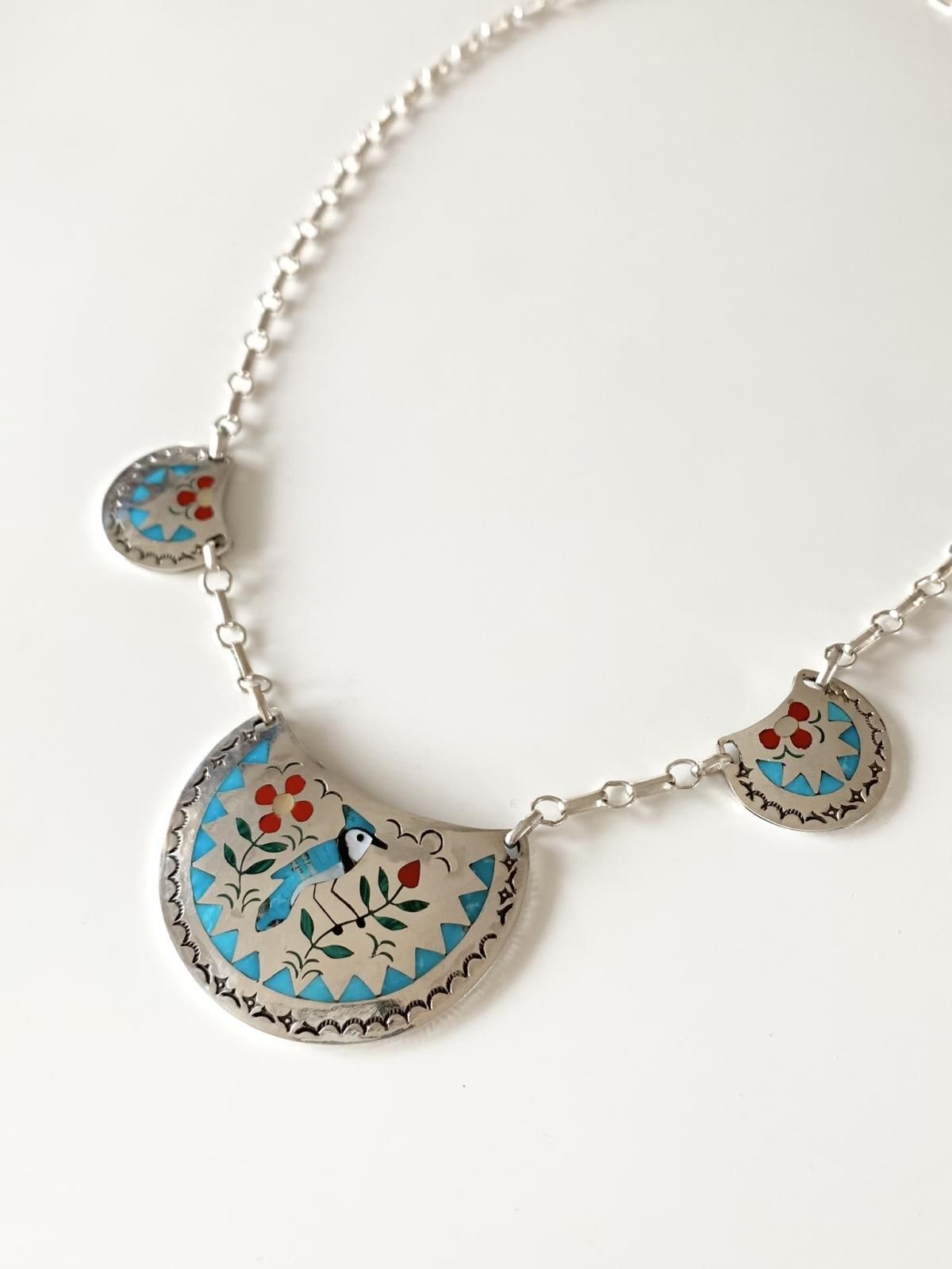 ズニ族 マルチカラーインレイブルージェイネックレス - インディアン