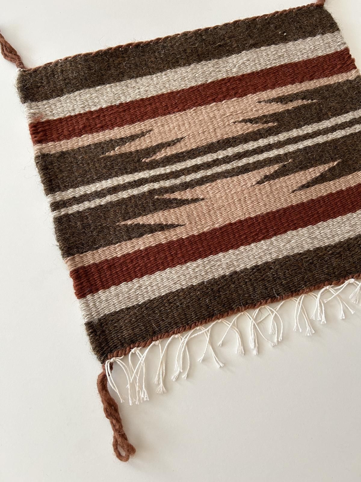 ナバホ族 ラグ（29cm×30cm） - インディアンジュエリー専門店 SUNDAY