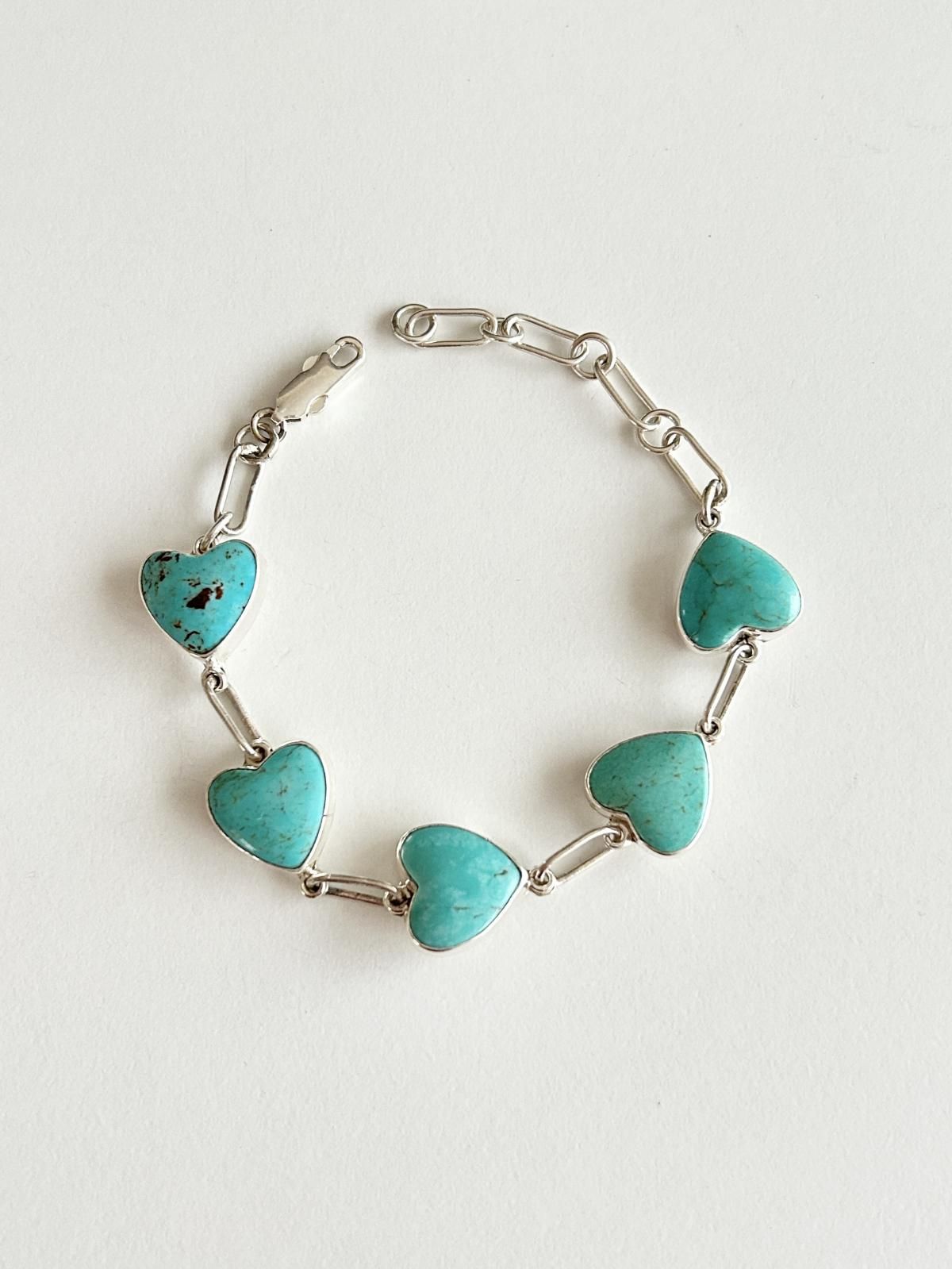 ナバホ族 カンピトスターコイズハートブレスレット(M) - インディアン