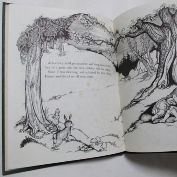 Nibble Nibble Mousekin - A Tale of Hansel and Gretel