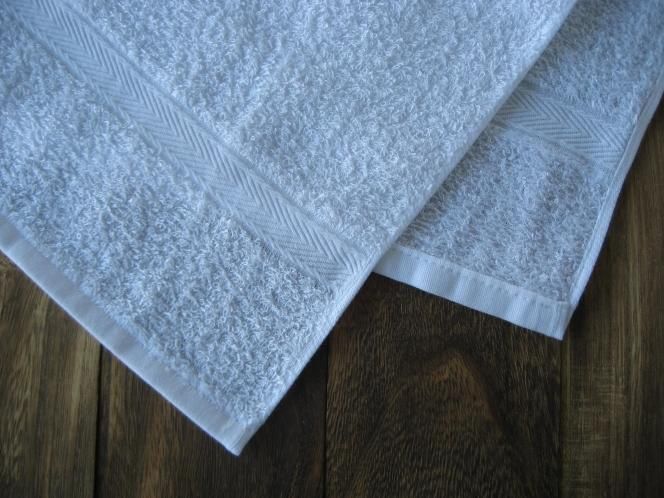 ツバメ白タオル220匁（1枚 68g） - タオル専門の通販サイト