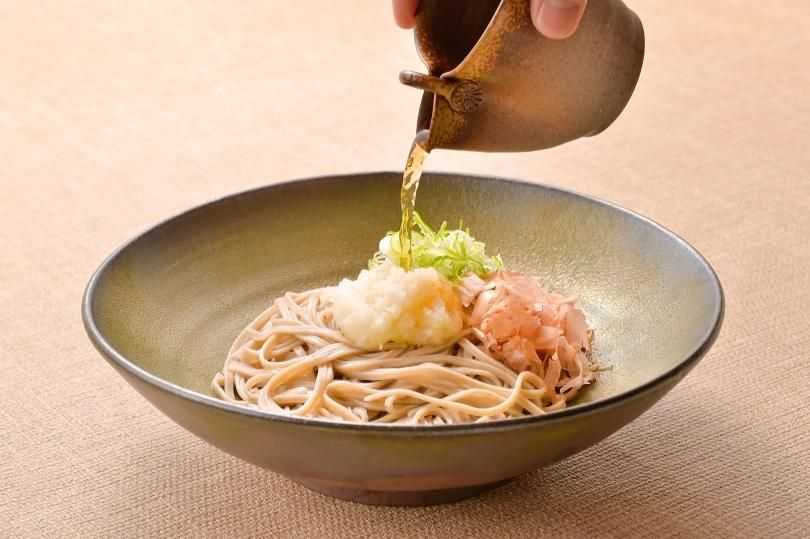 本場 越前おろしそばセット 辛味大根付き 8人前つゆ付 （送料込