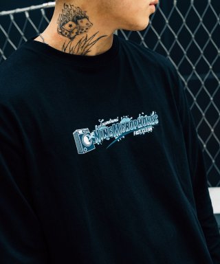 Laundromat L/S TEE