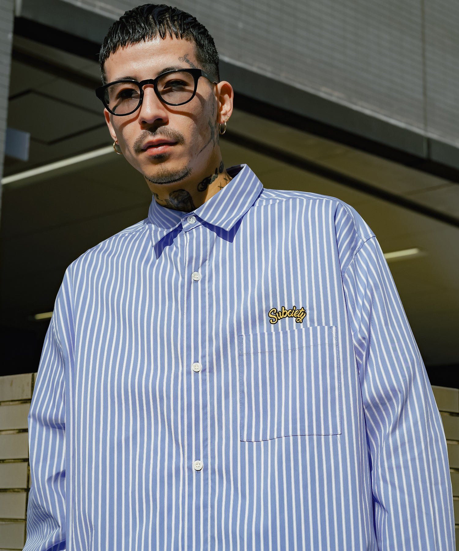 LOOSE SILHOUETTE STRIPE SHIRT - Subciety Online Store