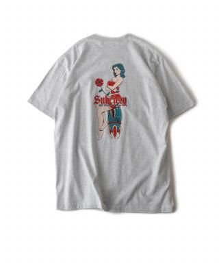 Pinup tee
