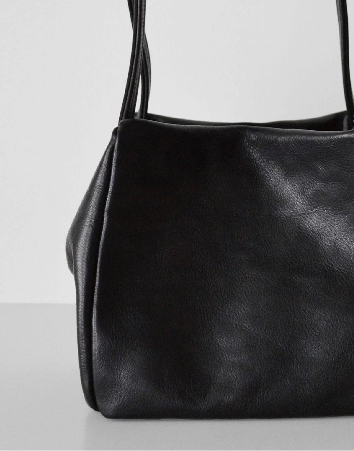 Vinヴィン／Cube bag黒　SizeS ViN（ヴィン）｜Cube Bag S/M（クロ）｜通販 - ソコノワ