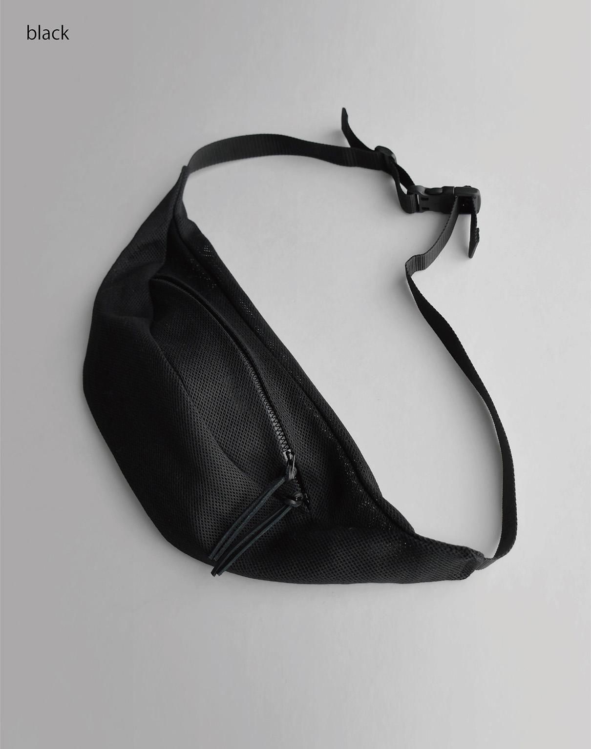 KaILI×awasa waist pouch black