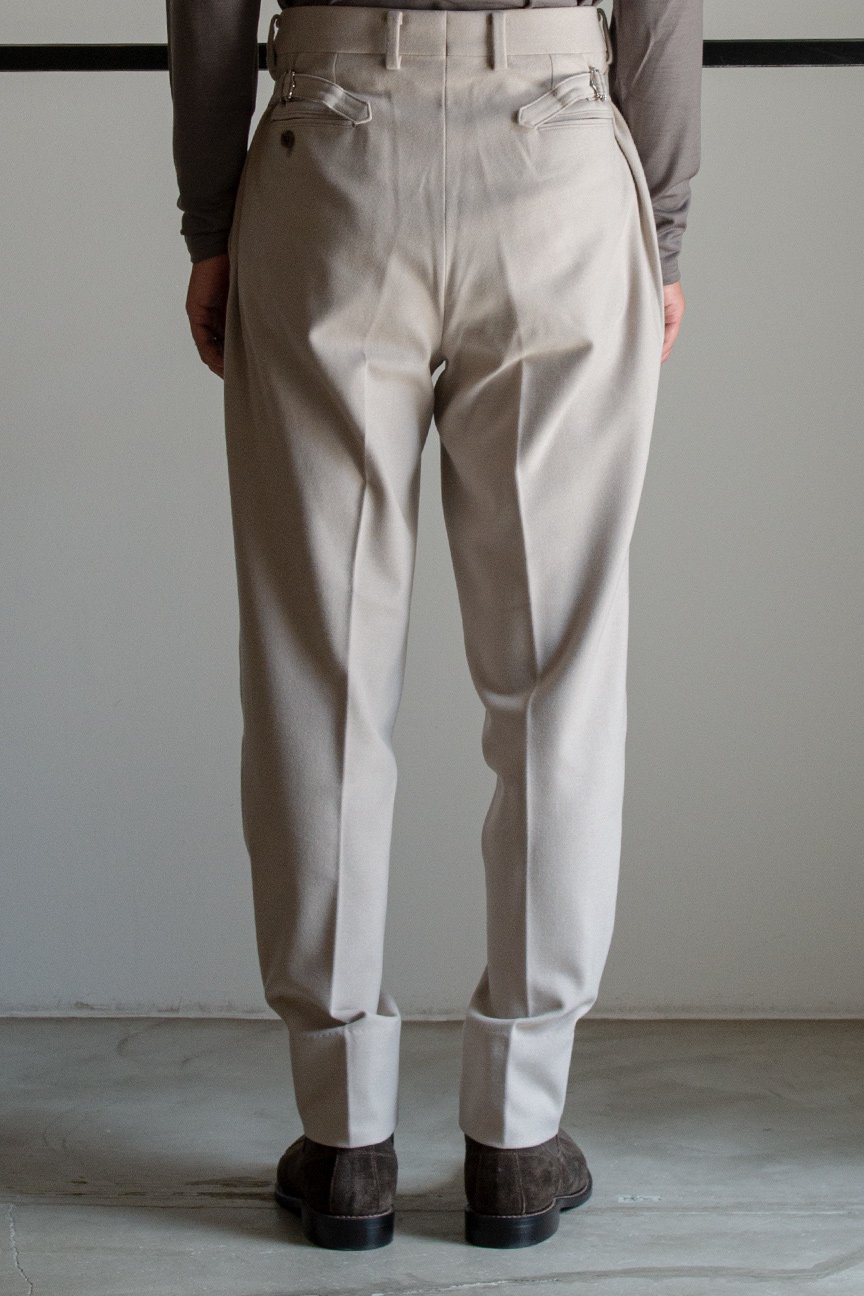 STRETCH 2-PLEATED TROUSERS/ ECRU - RAINMAKER KYOTO ONLINE