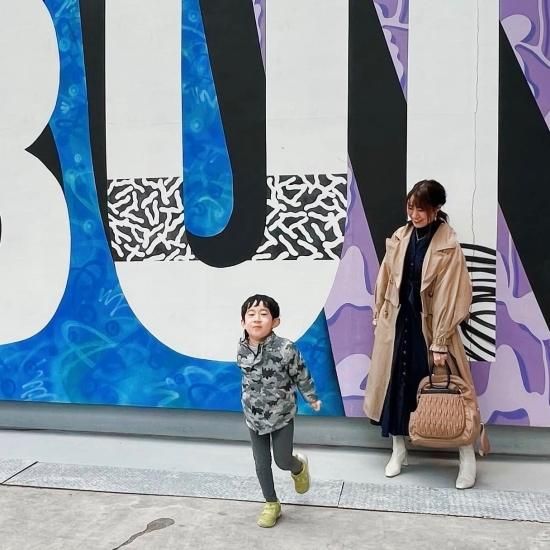 2個持ちを解消！取り外せるミニバッグ付き4WAYマザーズバッグ