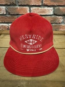 25FW BB CAP4:EMB WR WIND RED