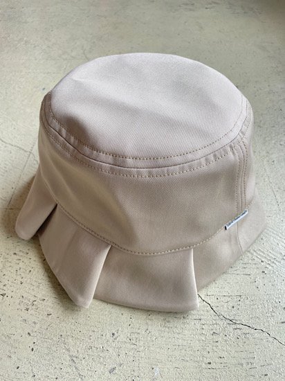 <img class='new_mark_img1' src='https://img.shop-pro.jp/img/new/icons13.gif' style='border:none;display:inline;margin:0px;padding:0px;width:auto;' />Smooth Chino Cloth Hood Hat