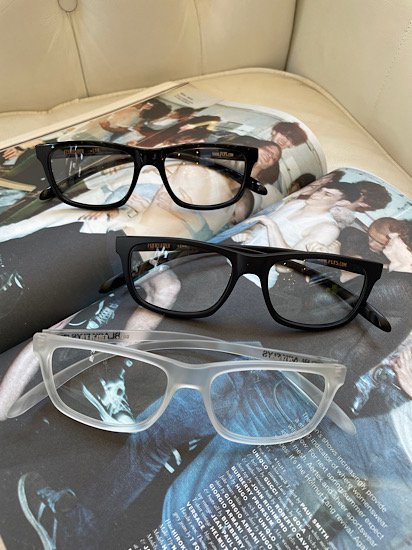 FLY READER (READING GLASSES)