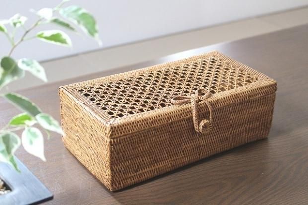 バリ島　間仕切り小物入れ　新品未使用　収納　テーブル用品　かご　バスケット　アタ バリ島 間仕切り小物入れ 新品未使用 収納 テーブル用品 かご