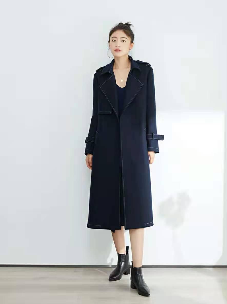 マスナダ　masnada トレンチコート 黒 リネン製　クリーニング済み マスナダ masnada トレンチコート 黒 リネン製 クリーニング済み