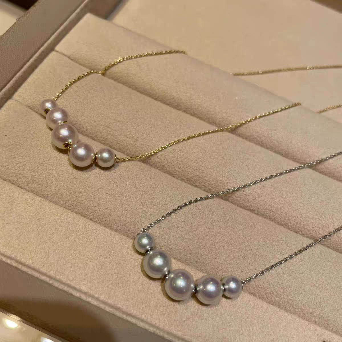 Akoya pearl 18k Gold necklace