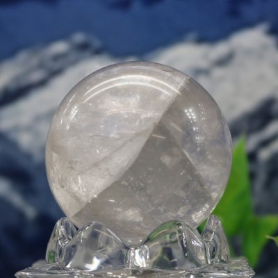 ガネーシュヒマラヒマラヤ水晶丸玉ボールサイズ： 57.7mm重量：272g