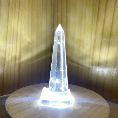 ガネーシュヒマラヤ天然水晶のポイントサイズ：約H91.8×W20.1mm　　　　　　　　　　　　　　　　　重量：47g