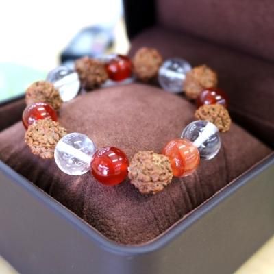 ルドラクシャ （14ｍｍ）、水晶（13ｍｍ）、レッドアゲート(12mm)