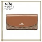 ĹۡCOACH SLIM ENVELOPE WALLET IN SIGNATURE CANVAS   F54022KHAKI/SADDLEIMBDX(/֥饦)