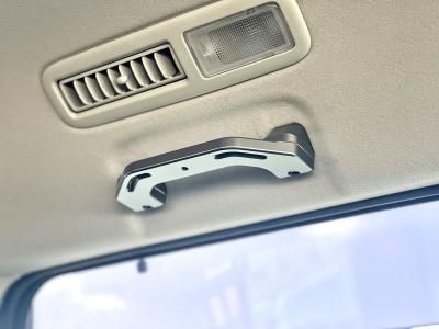 Billet Side Assist Gate Grip type L Limited Color 【DELICA D Billet Side Assist Gate Grip type L Limited Color 【DELICA D
