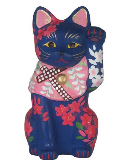 5月生まれのための招き猫 つつじちゃん（大きさ約19センチ）土人形